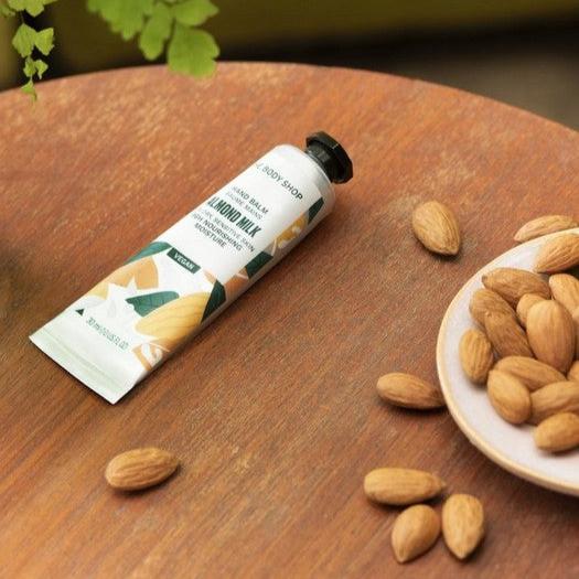 The Body Shop Almond Milk Body Care Collection Pflegeset Mandel