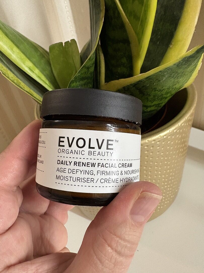 Evolve Organic Beauty Hydrate & Renew Duo Gesichtsserum Anti-Falten