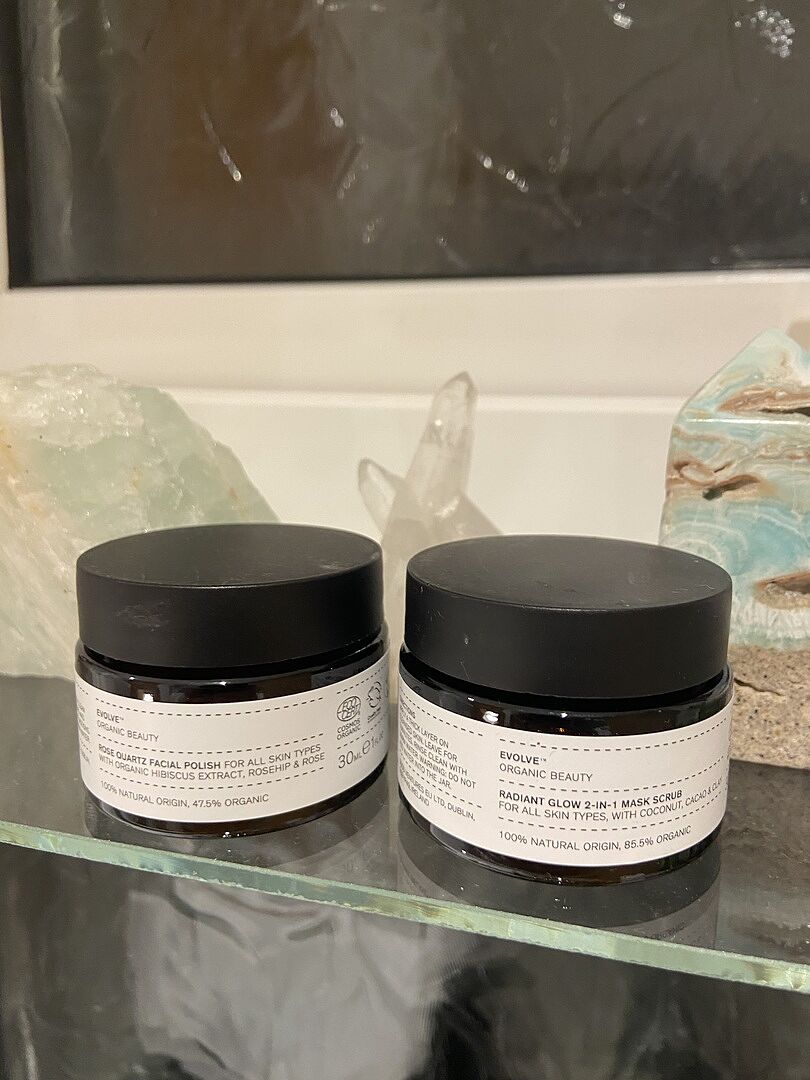 Evolve Radiant Glow 2-in-1 Mask Scrub Gesichtsmaske