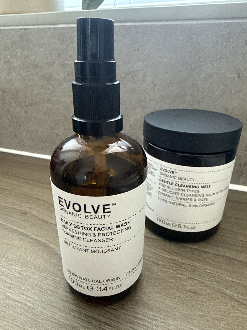Evolve Organic Beauty Balancing Duo Gesichtspflege Set Mischhaut