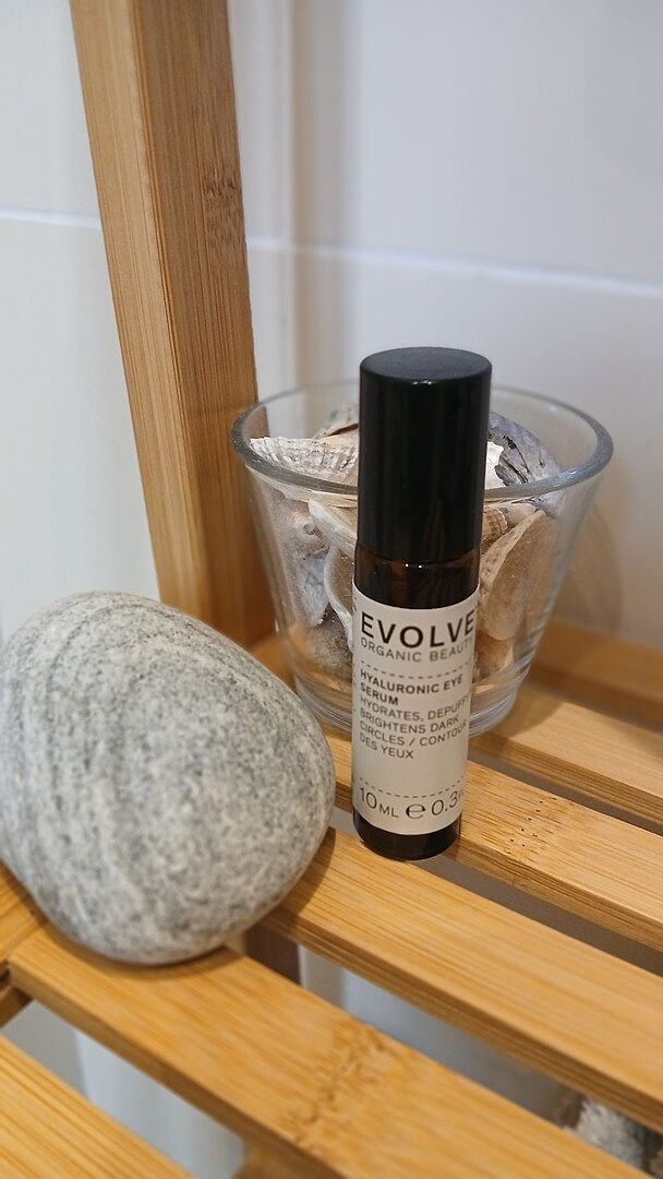 Evolve Organic Beauty Flawless Four Bundle Gesichtscreme Set