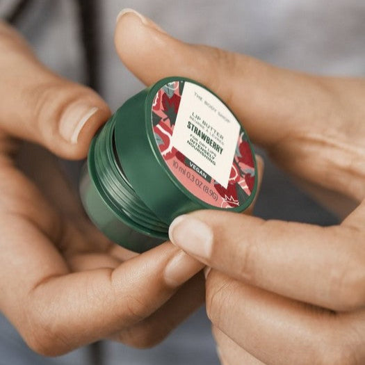 The Body Shop Strawberry Lip Butter Lippenbutter 10 ml Erdbeere