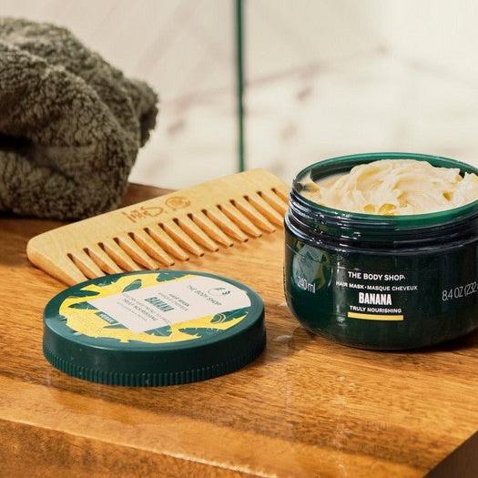 The Body Shop Banana Nourishing Hair Mask 240 ml – Anti-Frizz-Haarmaske für trockenes Haar