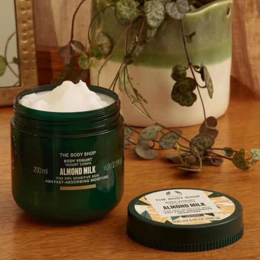 The Body Shop Almond Milk Body Yogurt 200ml empfindliche Haut