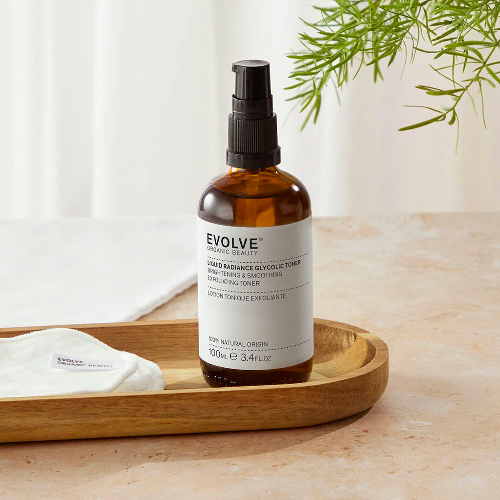 Evolve Organic Beauty Liquid Radiance Glycolic Toner mit Pumpe