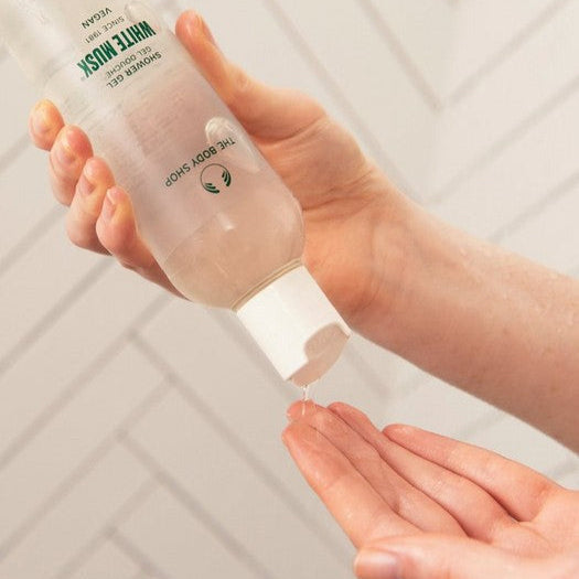 The Body Shop White Musk Shower Gel Duschgel 250 ml blumig