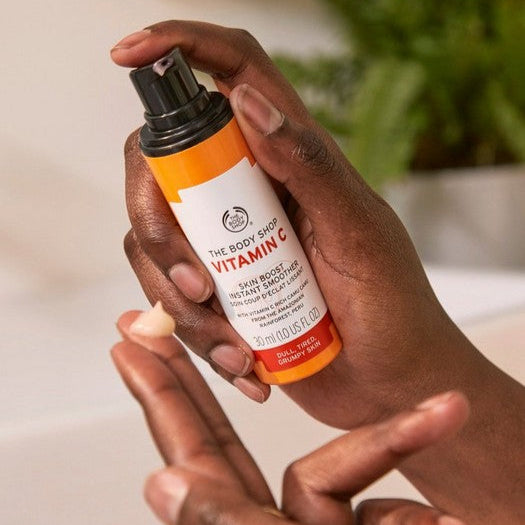 The Body Shop Vitamin C Skin Boost Gesichtsserum 30 ml Glow